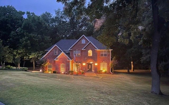 74 Meadow Hill Lane, Sherman, TX 75090
