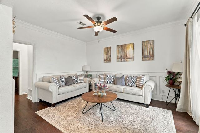 74 Meadow Hill Lane, Sherman, TX 75090