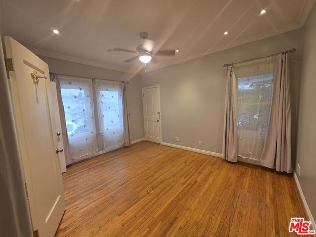 939 S Ogden Drive, Los Angeles, CA 90036