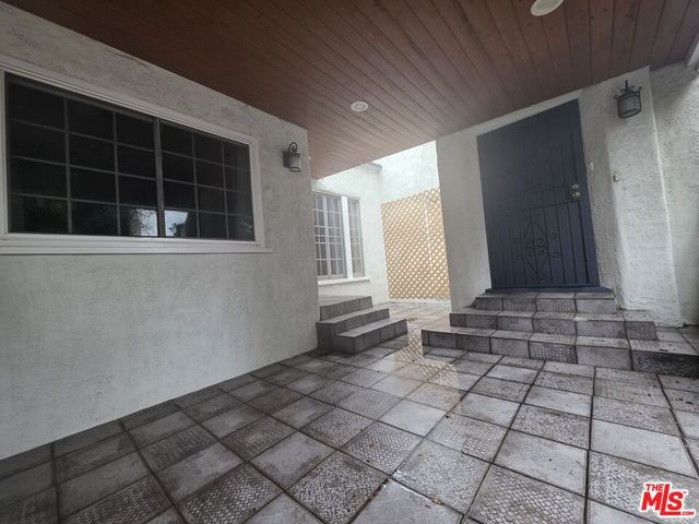 939 S Ogden Drive, Los Angeles, CA 90036