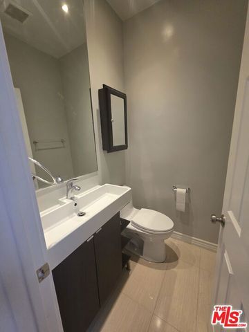 939 S Ogden Drive, Los Angeles, CA 90036