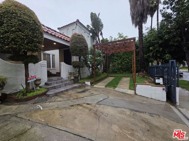 939 S Ogden Drive, Los Angeles, CA 90036