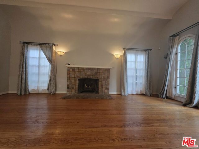 939 S Ogden Drive, Los Angeles, CA 90036