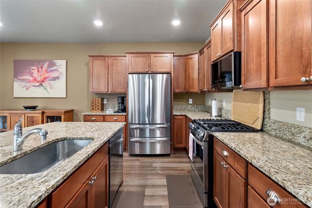 8805 Jayden Street NE, Olympia, WA 98516