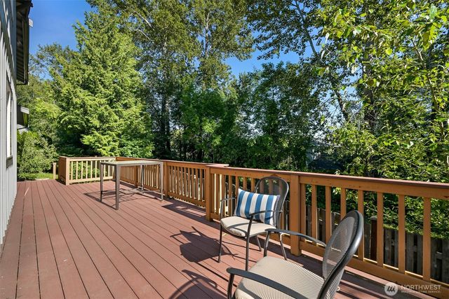 1608 Valhalla Street, Bellingham, WA 98226