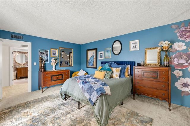 5235 Cedarbend DR # 4, Fort Myers, FL 33919
