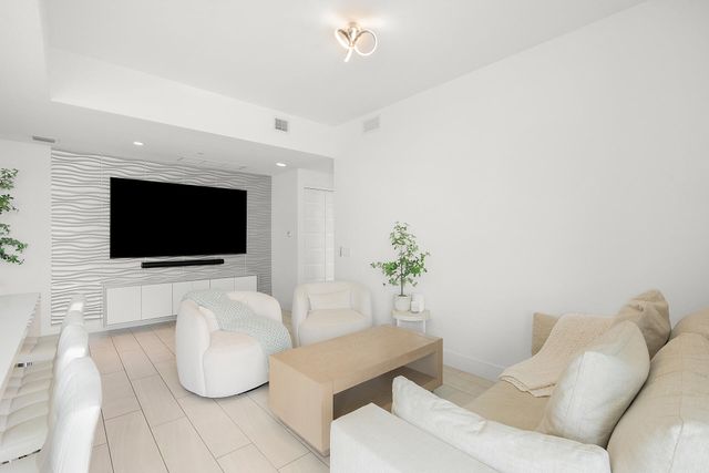 2000 Metropica Way 801, Sunrise, FL 33323