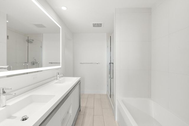2000 Metropica Way 801, Sunrise, FL 33323