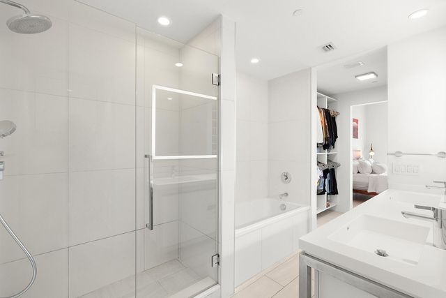 2000 Metropica Way 801, Sunrise, FL 33323