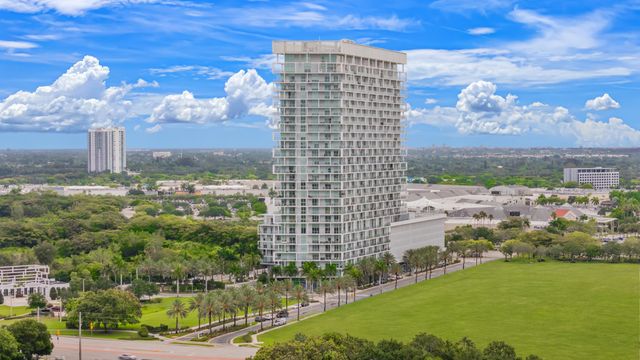 2000 Metropica Way 801, Sunrise, FL 33323
