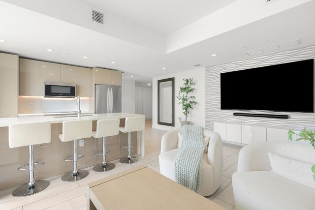 2000 Metropica Way 801, Sunrise, FL 33323