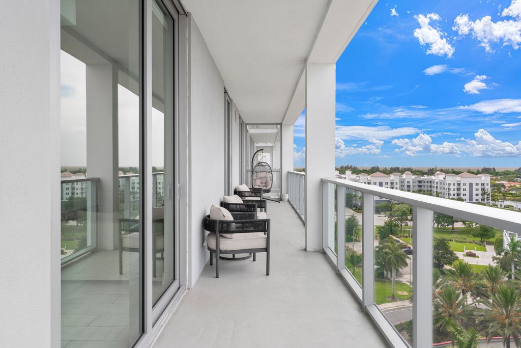 2000 Metropica Way 801, Sunrise, FL 33323