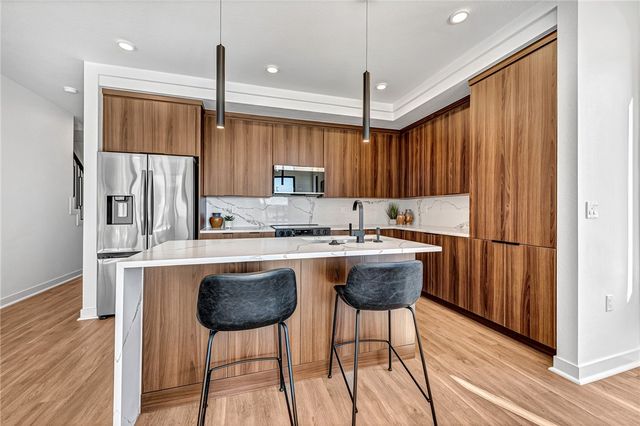 1115 Emilia Avenue, Lowell, AR 72745