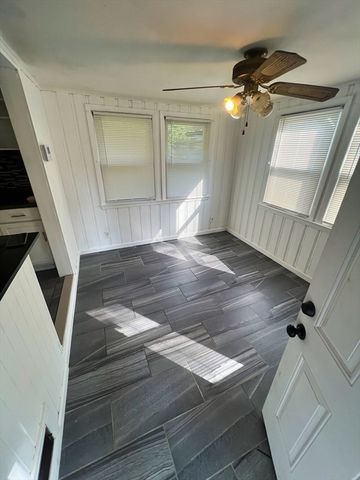 132 Miller Street 132, Springfield, MA 01104