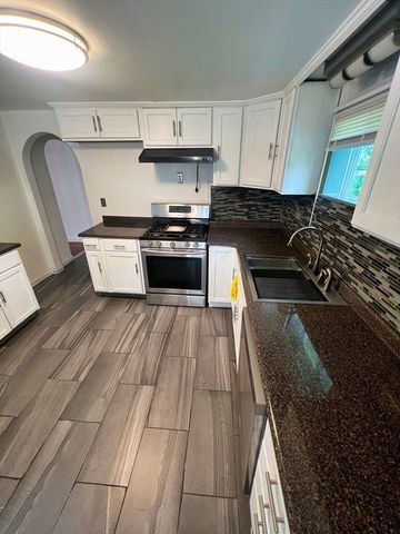 132 Miller Street 132, Springfield, MA 01104