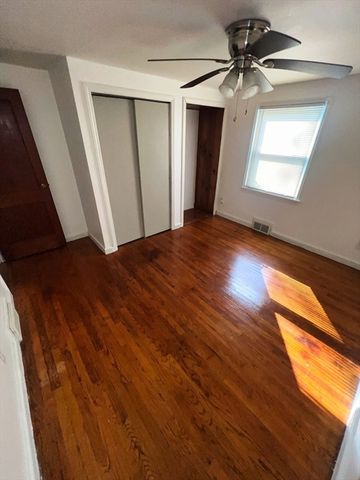 132 Miller Street 132, Springfield, MA 01104