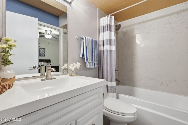 629 N MESA Drive 35, Mesa, AZ 85201