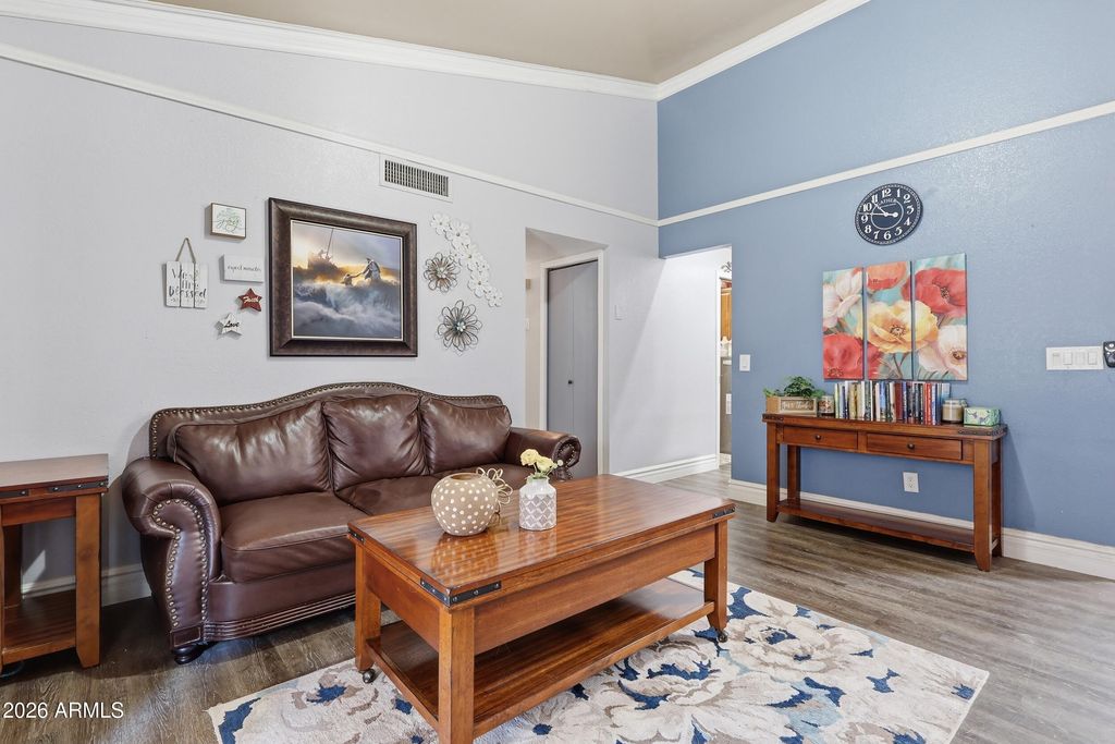 Image 6 of property listing at 629 N MESA Drive 35, Mesa, AZ 85201