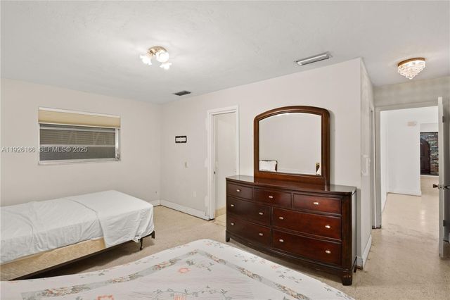 612 Minorca Ave, Coral Gables, FL 33134