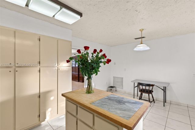 612 Minorca Ave, Coral Gables, FL 33134