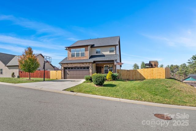 308 Wild Ginger Court, Weaverville, NC 28787