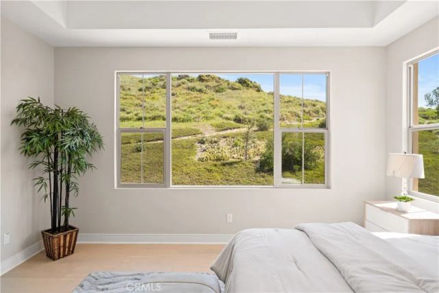 128 Spotted Quail, Irvine, CA 92618