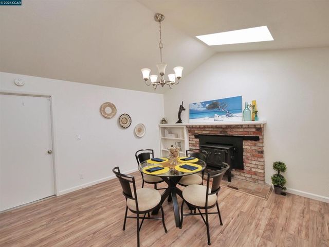 913 Seascape Cir, Rodeo, CA 94572