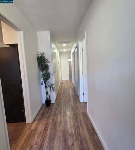 913 Seascape Cir, Rodeo, CA 94572