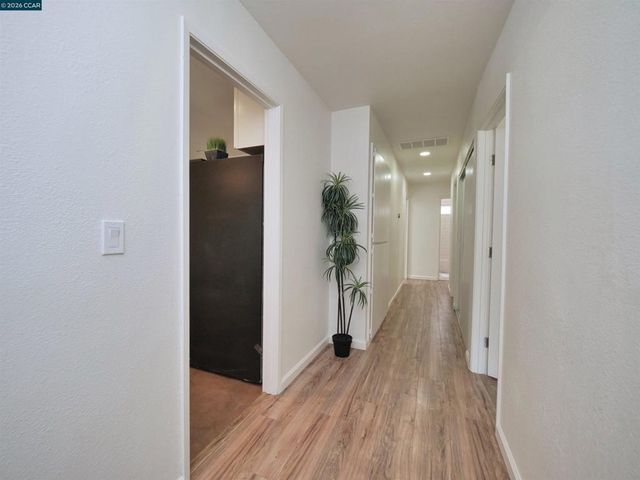 913 Seascape Cir, Rodeo, CA 94572