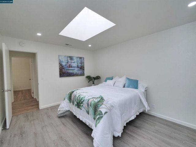 913 Seascape Cir, Rodeo, CA 94572
