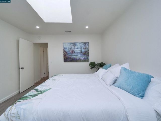 913 Seascape Cir, Rodeo, CA 94572