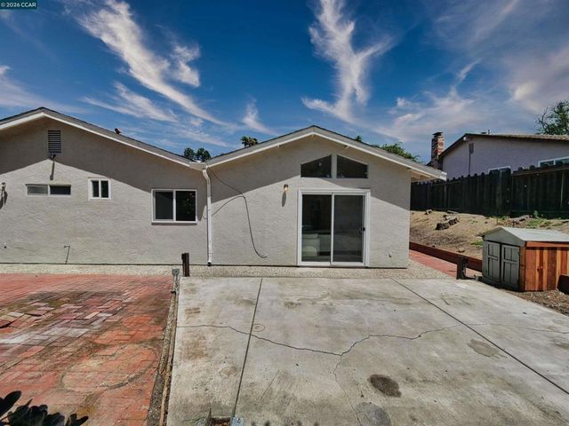 913 Seascape Cir, Rodeo, CA 94572