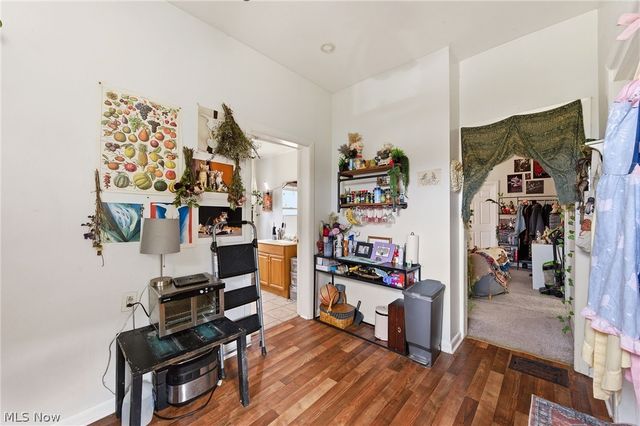 1432 W 110th Street, Cleveland, OH 44102