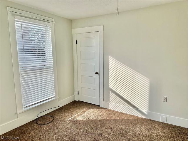 1432 W 110th Street, Cleveland, OH 44102