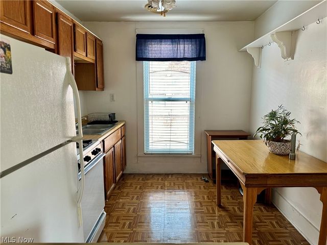 1432 W 110th Street, Cleveland, OH 44102