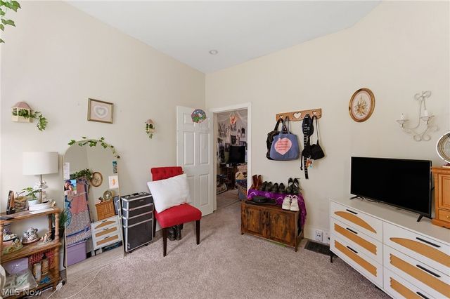 1432 W 110th Street, Cleveland, OH 44102