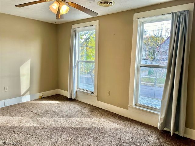 1432 W 110th Street, Cleveland, OH 44102