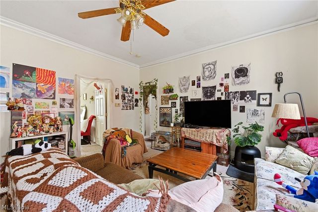 1432 W 110th Street, Cleveland, OH 44102