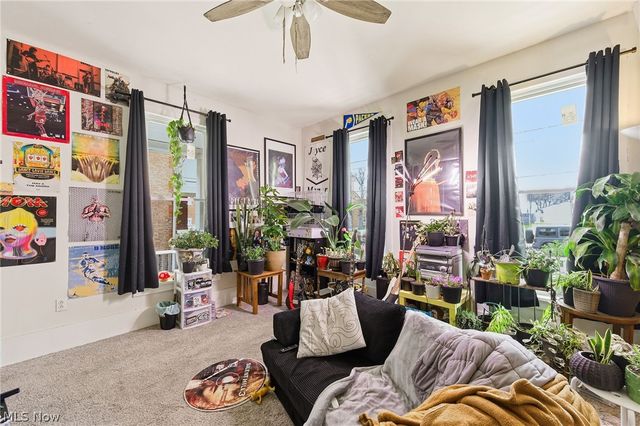 1432 W 110th Street, Cleveland, OH 44102