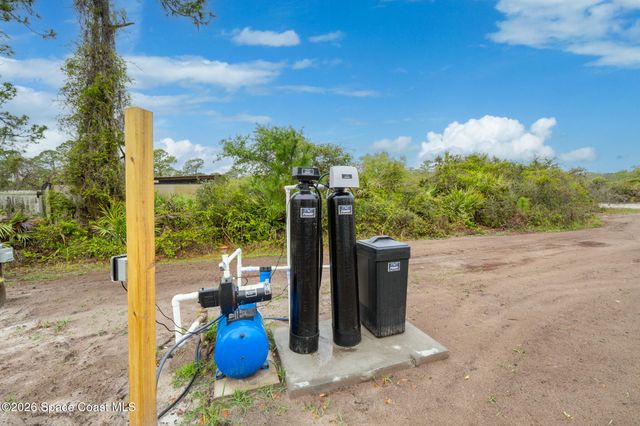 4768 Pine Needle Road, Mims, FL 32754