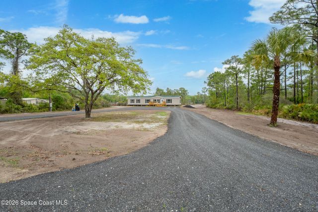 4768 Pine Needle Road, Mims, FL 32754