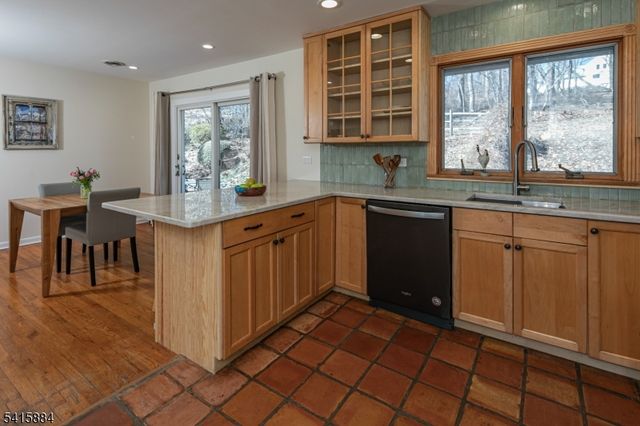 160 Spring Hill Rd, Montgomery Twp., NJ 08558