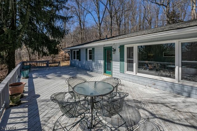 160 Spring Hill Rd, Montgomery Twp., NJ 08558