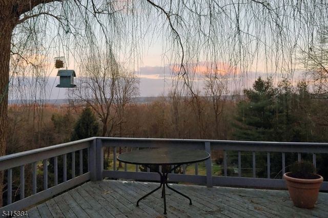 160 Spring Hill Rd, Montgomery Twp., NJ 08558