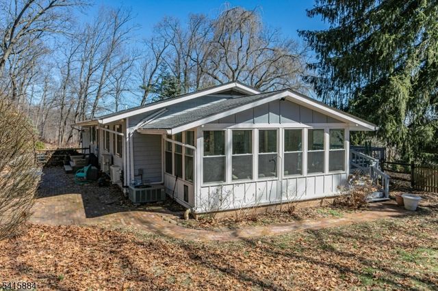 160 Spring Hill Rd, Montgomery Twp., NJ 08558