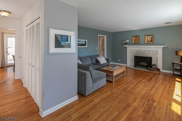 160 Spring Hill Rd, Montgomery Twp., NJ 08558