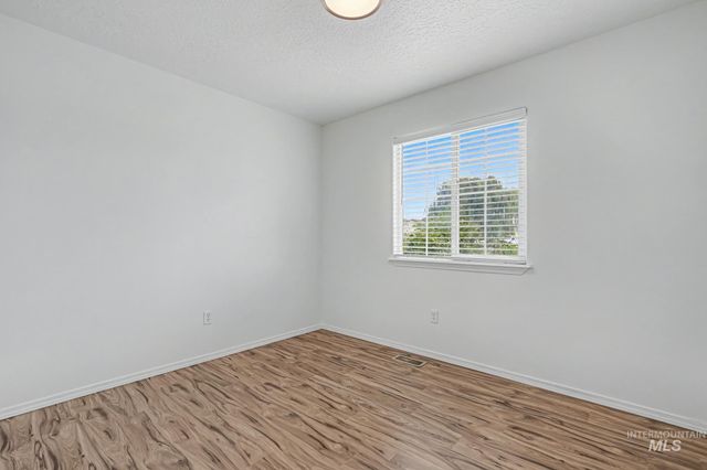 4702 Layton, Caldwell, ID 83607