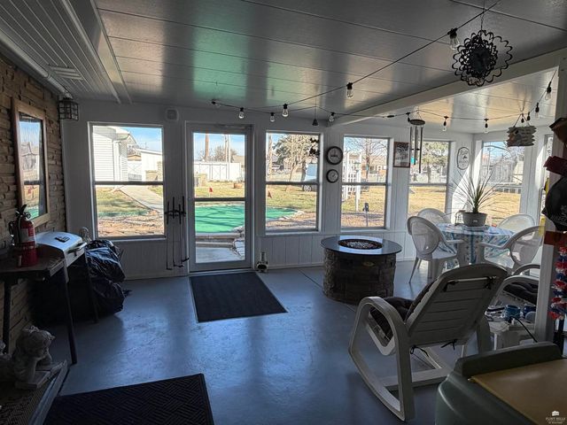 112 Highland Drive, Abilene, KS 67410