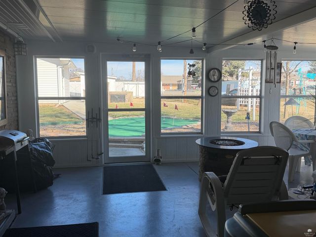 112 Highland Drive, Abilene, KS 67410