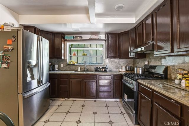 5654 Stansbury, Sherman Oaks, CA 91401